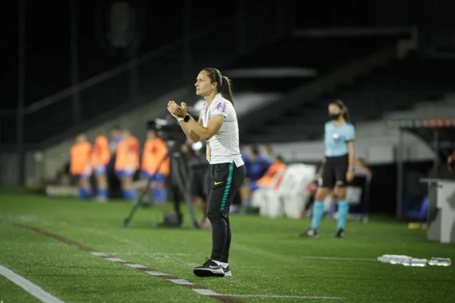 Simone agora dirige as Seleções Femininas Sub15 e Sub-17 | Créditos:&nbsp;Divulgação / CBF