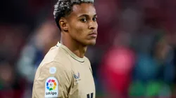 Lázaro com a camisa do Almeria - Foto: Juan Manuel Serrano Arce/Getty Images)