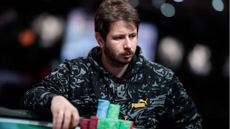Aloísio Dourado representou o Brasil em decisão no mundial de poker (Foto: Danny Maxwell/WSOP)