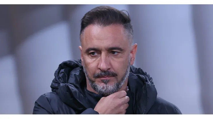 Foto: Marcello Zambrana/AGIF - Vítor Pereira dirigiu o Corinthians em 2022