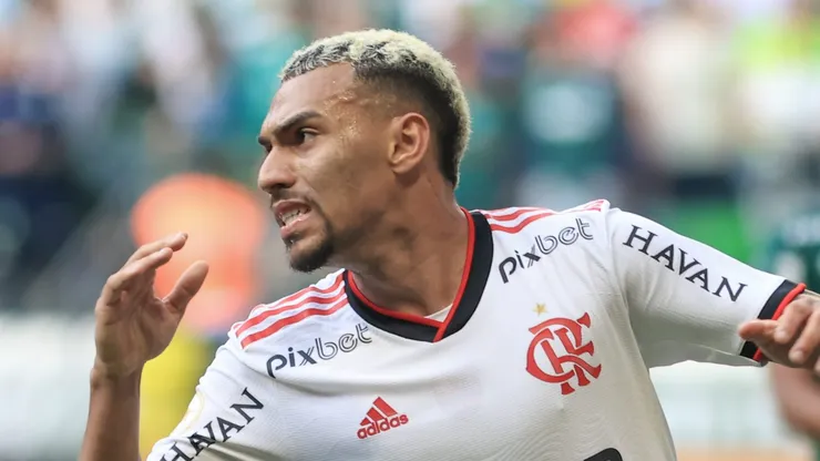 Matheuzinho está há três meses fora de combate.