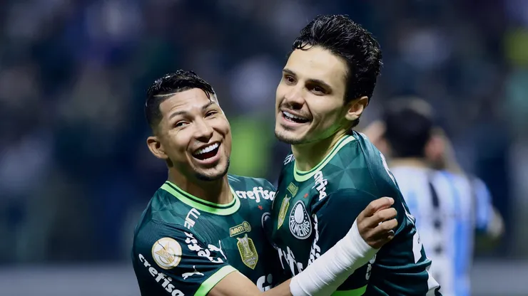 Foto: Marcello Zambrana/AGIF - Rony e Veiga valorizaram no mercado