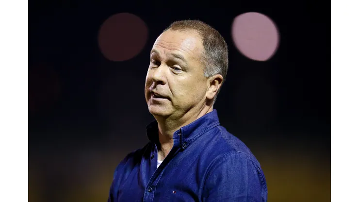 Buda Mendes/Getty Images - Técnico está ciente da situação vivida pelo colorado