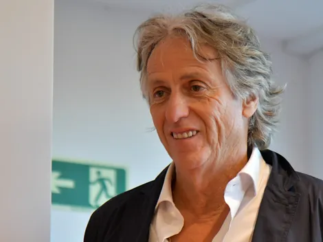 JJ pede craque do Flamengo e Al-Hilal oferece caminhão de dinheiro