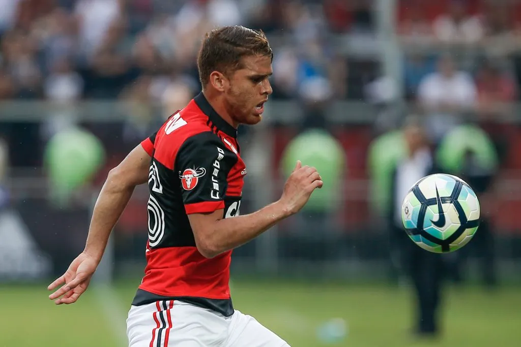 Marcello Zambrana/AGIF – Ex-Flamengo é sonho de consumo da direção colorada