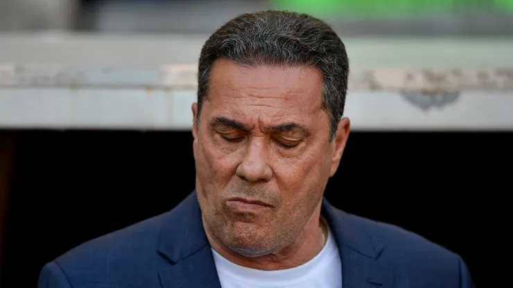 Foto: Thiago Ribeiro/AGIF - Luxa não terá mais esse reforço desejado no Corinthians.