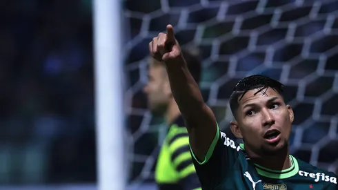 Rony recebe cobiça do Mundo Árabe e comunica sua decisão ao Palmeiras