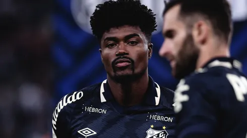 Foto: Ettore Chiereguini/AGIF – Buermann: zagueiro está de saída do Santos