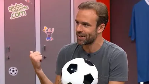 Roger Flores se surpreende com situação no Botafogo e faz previsão ousada