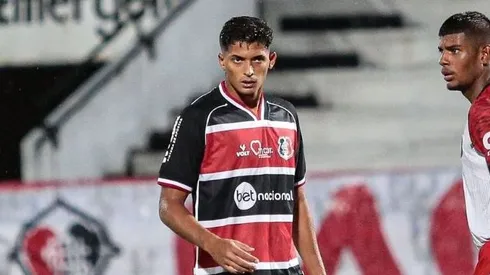 Foto: Rafael Melo/Santa Cruz - Eduardo Guedes, zagueiro coral