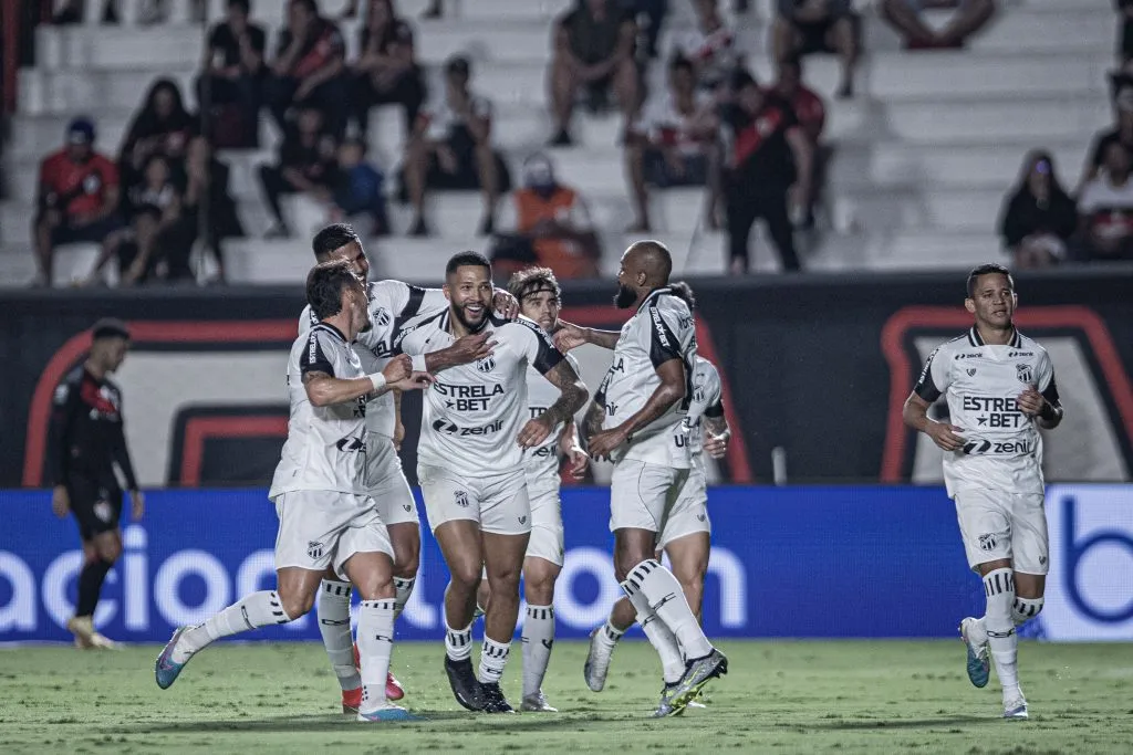 Heber Gomes/AGIF – Cearenses vivem momentos distintos como mandantes e visitantes na Série B