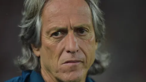 Thiago Ribeiro/AGIF. Jorge Jesus se despede do Fenerbahçe com recado enigmático