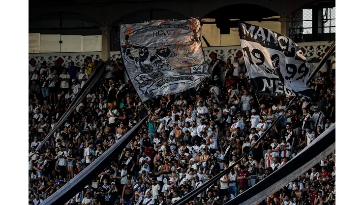 RJ - RIO DE JANEIRO - 14/05/2023 - BRASILEIRO A 2023, VASCO X SANTOS - Torcida do Vasco durante partida contra Santos no estadio Sao Januario pelo campeonato BRASILEIRO A 2023. Foto: Thiago Ribeiro/AGIF