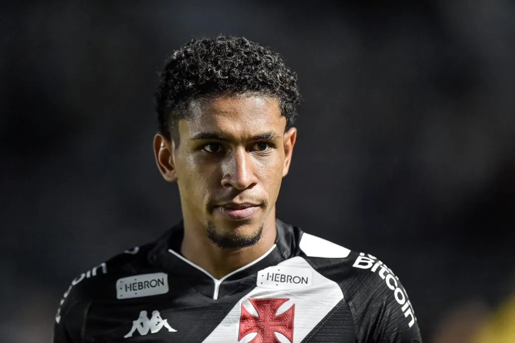 Foto: Thiago Ribeiro/AGIF – Vasco quer estender o empréstimo de PV