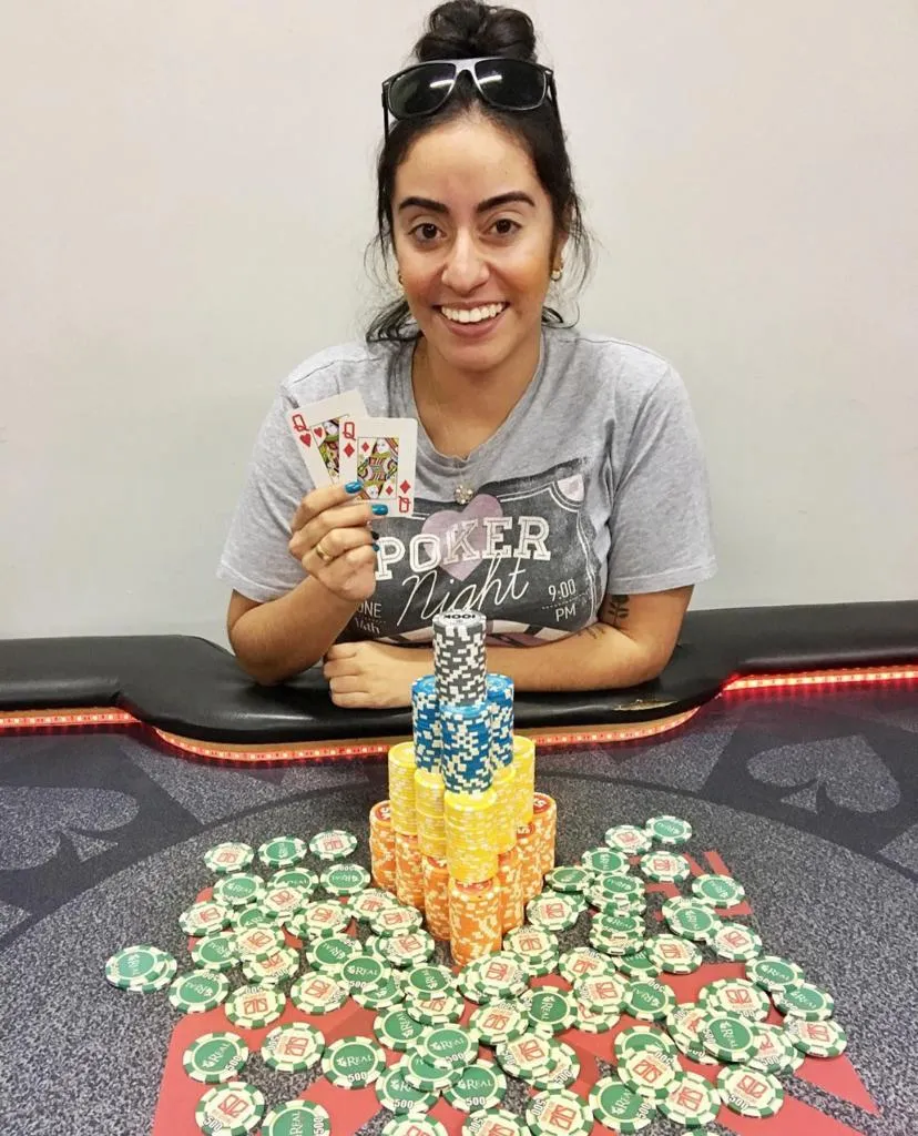 A cravada de Carla Marins no torneio que jogou com o marido (Foto: Acervo pessoal/Carla Marins)