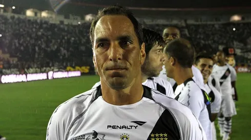 Edmundo faz pedido para diretoria do Vasco e empolga torcida na web
