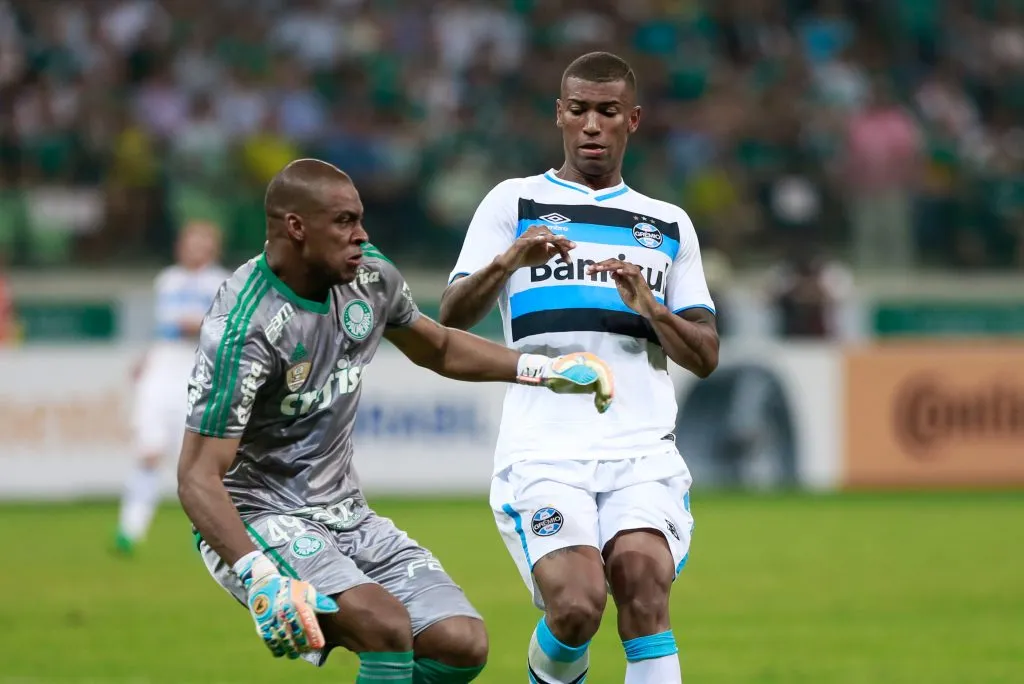 Walace do Gremio durante partida pela Copa do Brasil 2016 na Arena Allianz Parque. Foto: Marcello Zambrana/AGIF