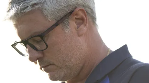 Foto: Jorge Rodrigues/AGIF – Odair Hellmann quer fazer o Santos reagir no Brasileirão