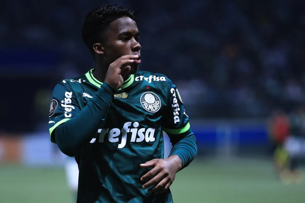Foto: Ettore Chiereguini/AGIF – Endrick marcou mais um gol pelo Palmeiras.