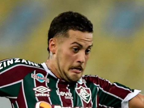 Guga se queima com a torcida do Fluminense e recebe reação descontrolada