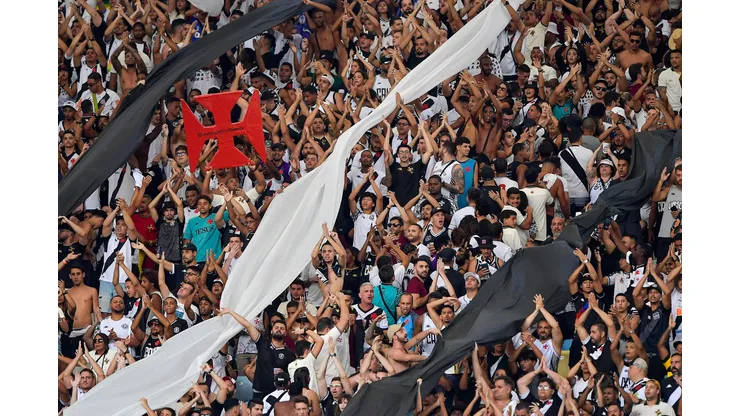 RJ - RIO DE JANEIRO - 23/04/2023 - BRASILEIRO A 2023, VASCO X PALMEIRAS - Torcida do Vasco durante partida contra Palmeiras no estadio Maracana pelo campeonato BRASILEIRO A 2023. Foto: Thiago Ribeiro/AGIF