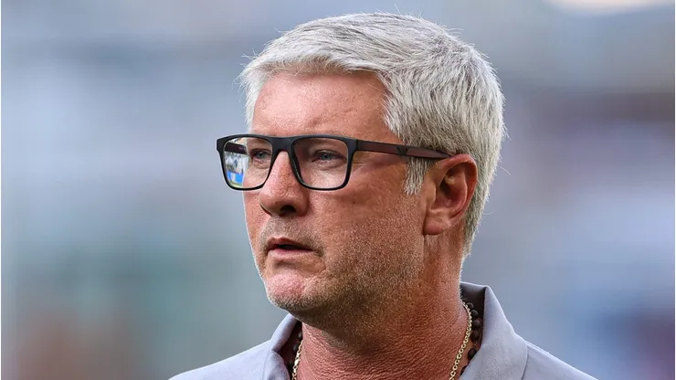 MG - BELO HORIZONTE - 06/05/2023 - BRASILEIRO A 2023, CRUZEIRO X SANTOS - Odair Hellmann tecnico do Santos durante partida contra o Cruzeiro no estadio Independencia pelo campeonato BRASILEIRO A 2023. Foto: Gilson Junio/AGIF