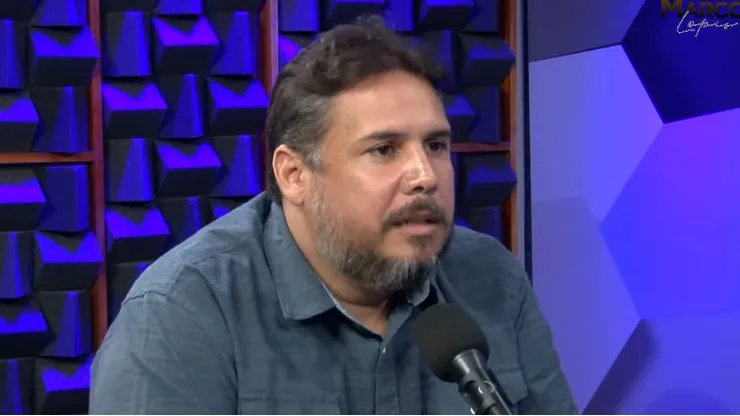 Foto: Reprodução do canal do YouTube Marcos Lopes TV - Gustavo Cartaxo em entrevista ao canal do YouTube
