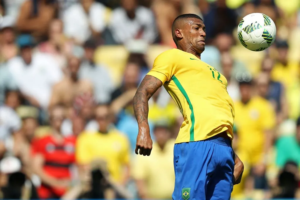 Foto: Heuler Andrey/AGIF – Walace defendeu o Brasil na conquista do ouro olímpico nos Jogos Rio-2016