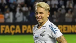 Soteldo com a camisa do Santos - Foto: Fernanda Luz/AGIF