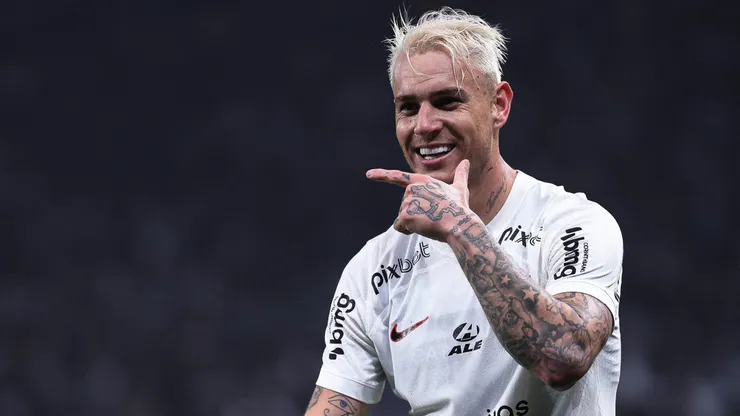 Foto: Ettore Chiereguini/AGIF - Guedes foi citado pelam torcida do Corinthians.
