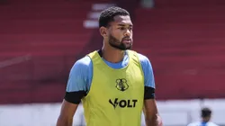 Foto: Reprodução das Redes Sociais Oficiais do Santa Cruz - Luiz Paim, zagueiro