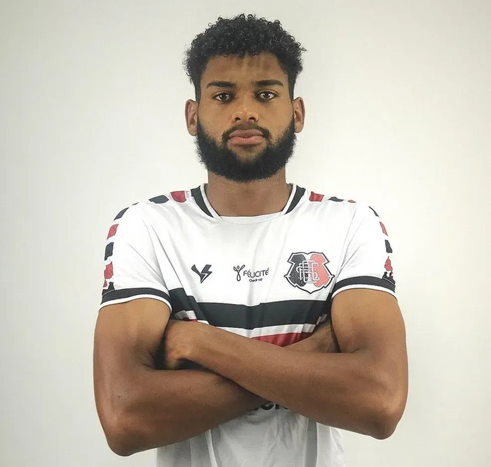 Foto: Reprodução das Redes Sociais Oficiais do Santa Cruz – Luiz Paim, zagueiro