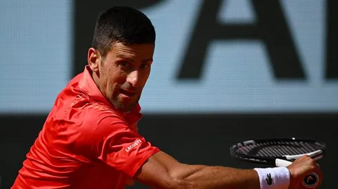 Djokovic busca chegar à semi de Paris nesta terça-feira (6)