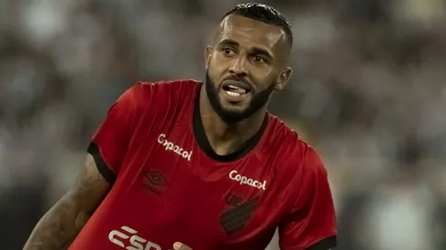 Jorge Rodrigues/AGIF - Alex Santana, meio-campista.