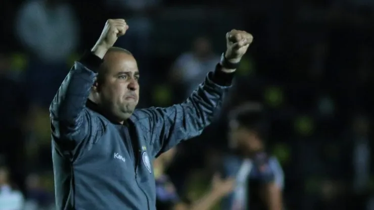 Foto: Joao Vitor Rezende Borba/AGIF- Ricardo Catalá ficou feliz com o empate fora de casa