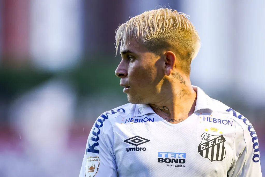 Foto: Marcello Zambrana/AGIF – Soteldo está concorrido no mercado e interessa ao Corinthians.