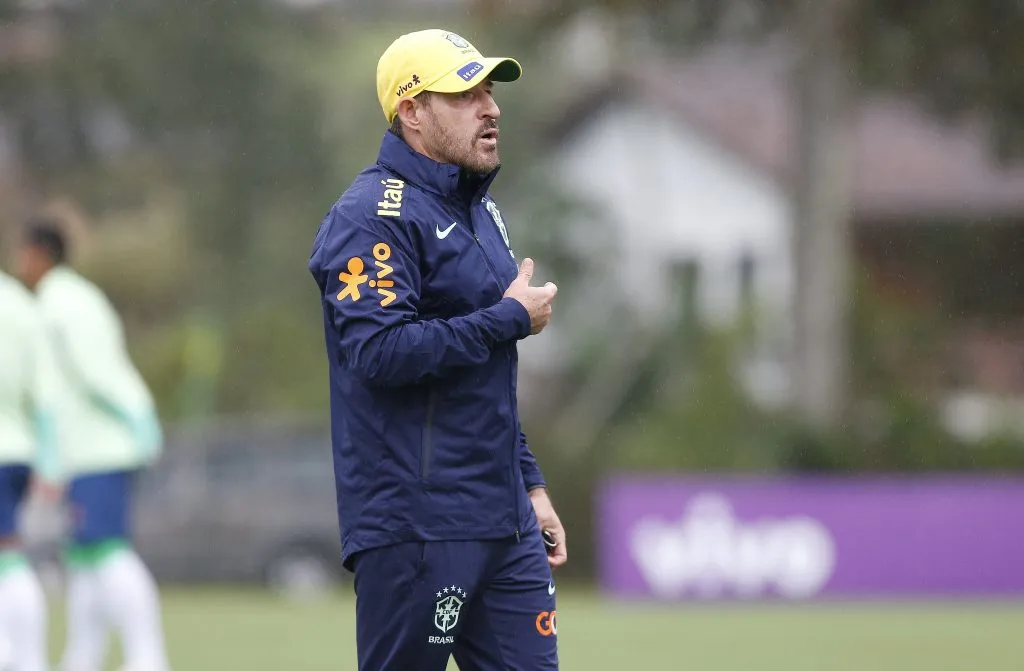 Foto: Rafael Ribeiro / CBF | Ramon Menezes segue como interino na Seleção Principal