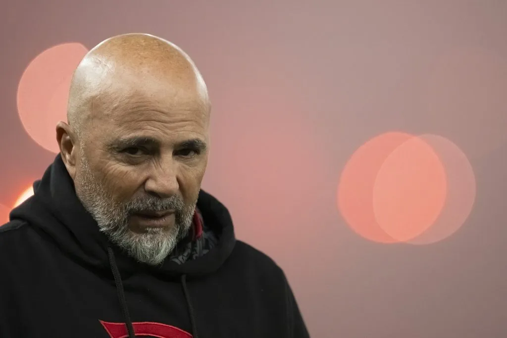 RJ – RIO DE JANEIRO – 01/06/2023 – COPA DO BRASIL 2023, FLAMENGO X FLUMINENSE – Jorge Sampaoli tecnico do Flamengo durante partida contra o Fluminense no estadio Maracana pelo campeonato Copa do Brasil 2023. Foto: Jorge Rodrigues/AGIF