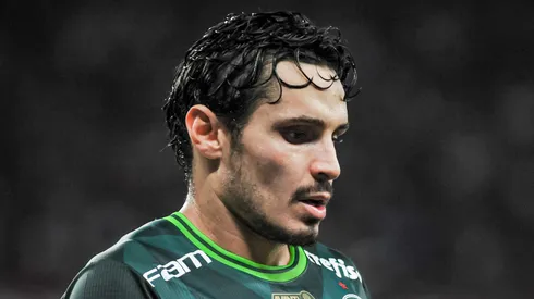 Foto: Kely Pereira/AGIF - Raphael Veiga é desfalque contra o Coritiba