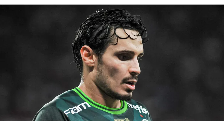 Foto: Kely Pereira/AGIF - Raphael Veiga é desfalque contra o Coritiba