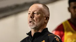 SP - SANTOS - 03/06/2023 - BRASILEIRO A 2023, SANTOS X INTERNACIONAL - Mano Menezes tecnico do Internacional durante partida contra o Santos no estadio Vila Belmiro pelo campeonato BRASILEIRO A 2023.