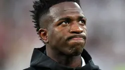 Vini se despede de Benzema - (Photo by Angel Martinez/Getty Images)