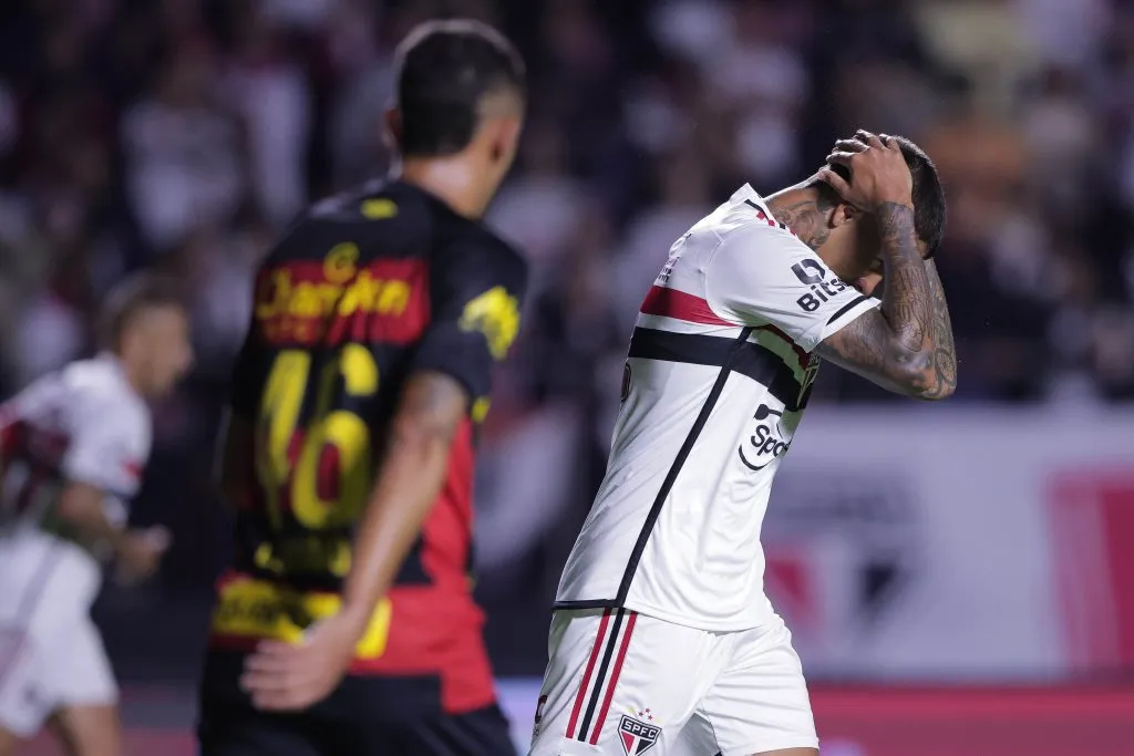 Foto: Ettore Chiereguini/AGIF – São Paulo passou do Sport-PE com dificuldade