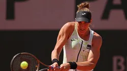 Bia entra em quadra na manhã deste sábado (3)