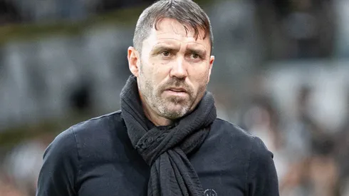 Foto: Fernando Moreno/AGIF - Eduardo Coudet está pressionado pela torcida