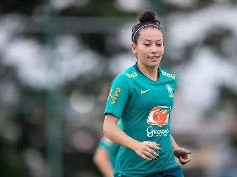 Bruninha destaca importância de veteranas na Seleção Feminina