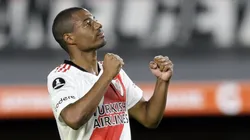 De La Cruz está acertado com Flamengo e empresário veio ao Rio de Janeiro para fechar negócio