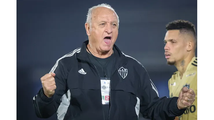Palmeiras pode perder titular para duelo da Libertadores e informação chega aos ouvidos de Felipão