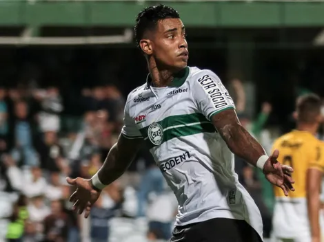 Ele escreveu isso, não pediu desculpas: Alef Manga se despede do Coritiba com recado aos torcedores na web