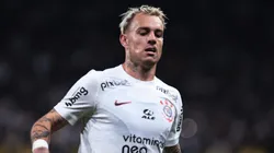 Foto: Ettore Chiereguini/AGIF - Roger Guedes jogador do Corinthians durante partida contra o America-MG no estadio Arena Corinthians pelo campeonato Copa do Brasil 2023.